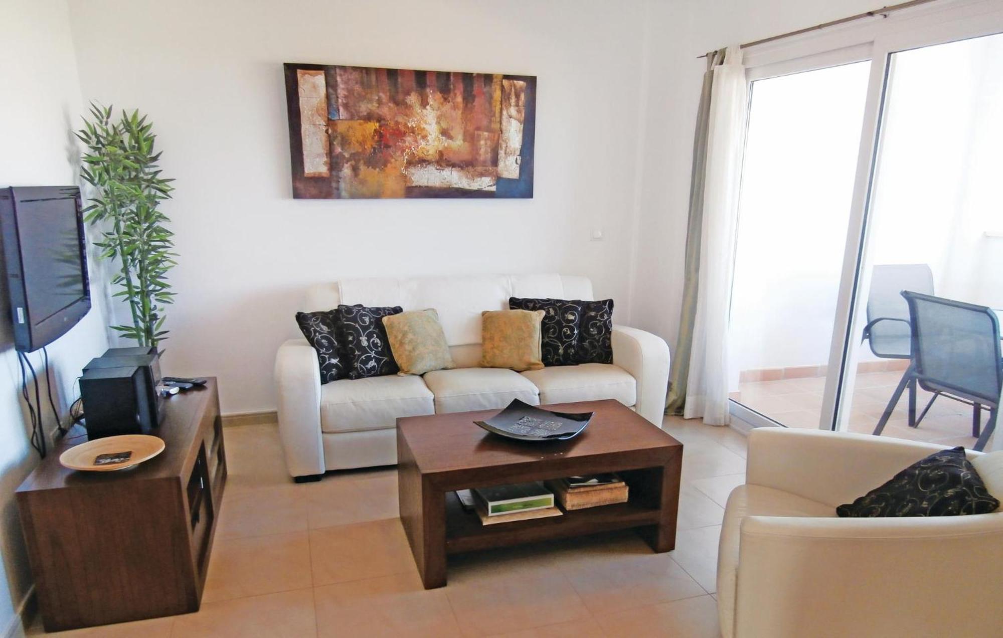 2 Bedroom Beautiful Apartment In Sucina Ngoại thất bức ảnh