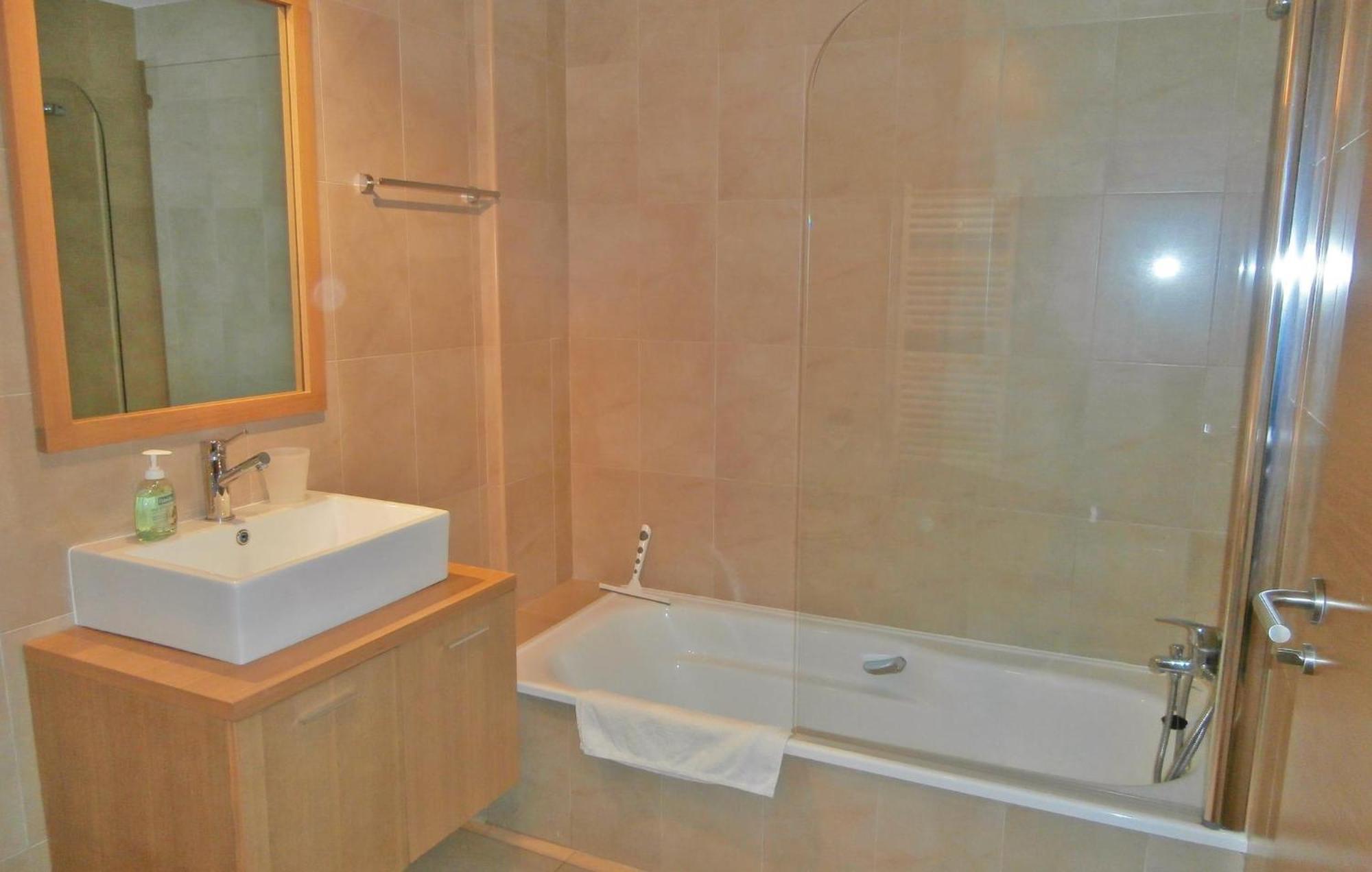2 Bedroom Beautiful Apartment In Sucina Ngoại thất bức ảnh