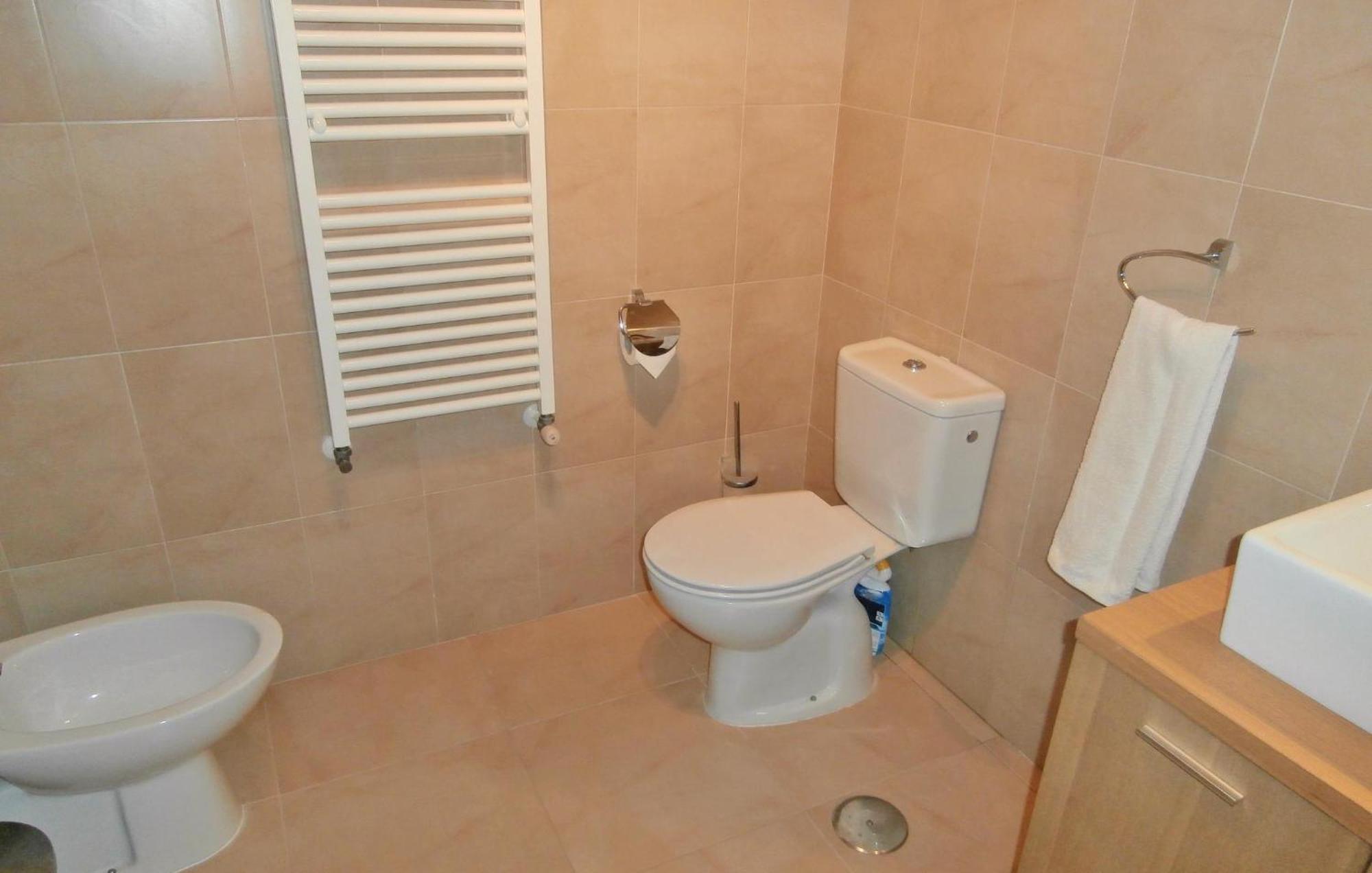 2 Bedroom Beautiful Apartment In Sucina Ngoại thất bức ảnh